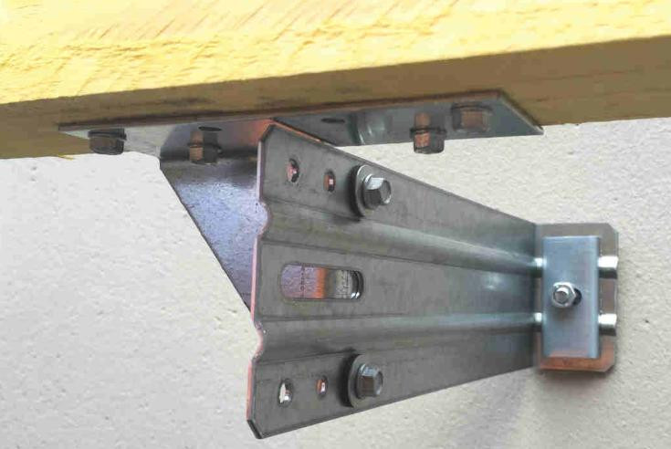 Sabot pour ossature horizontale